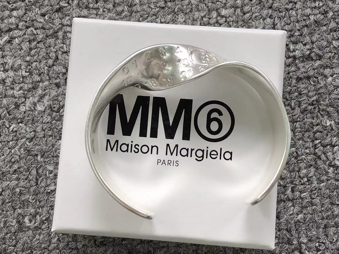 On Running 178 MAISON MARGIELA - Image 5