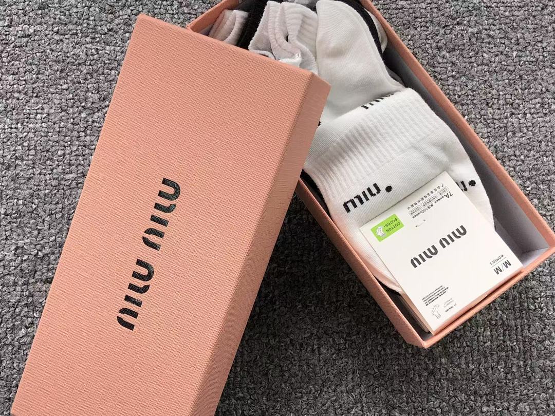 Miu Miu 75 M⭐U - Image 15