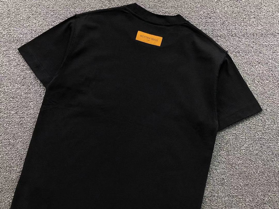 Louis Vuitton 95 L⭐ T-SHIRT 505175581 (Im 170Cm 60Kg I Wear Size M In The Phot) - Image 16