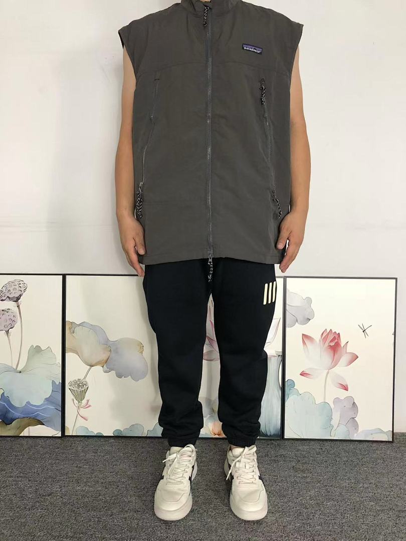On Running 178 PATAGONIA VEST 2191815001 (Im 170Cm 60Kg I Wear Size L In The Phot) - Image 3