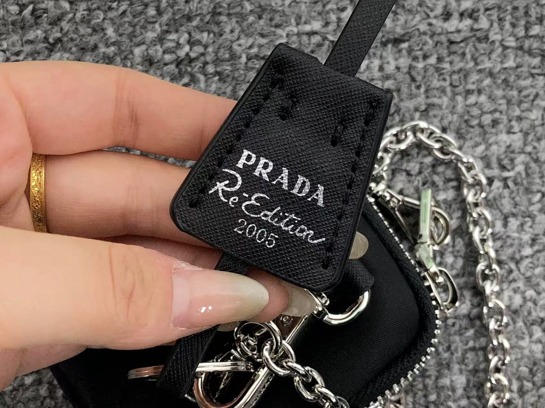 Prada 258 P⭐A⭐A BAG 4104210175 (Long 21CM* Wide 6CM*15CM) - Image 18