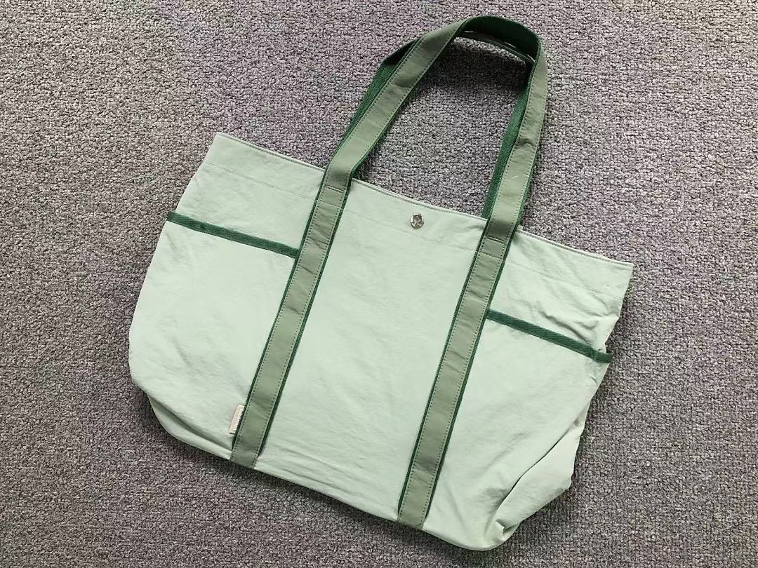 On Running 178 LULULEMON BAG 4207030777 Long 49CM* Wide 16CM* High - Image 22