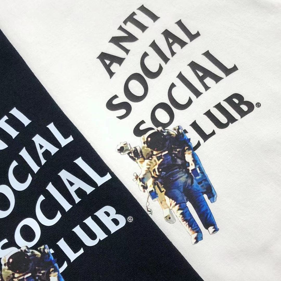 Christian Louboutin 85 ANTI SOCIAL CLUB T-SHIRT - Image 19