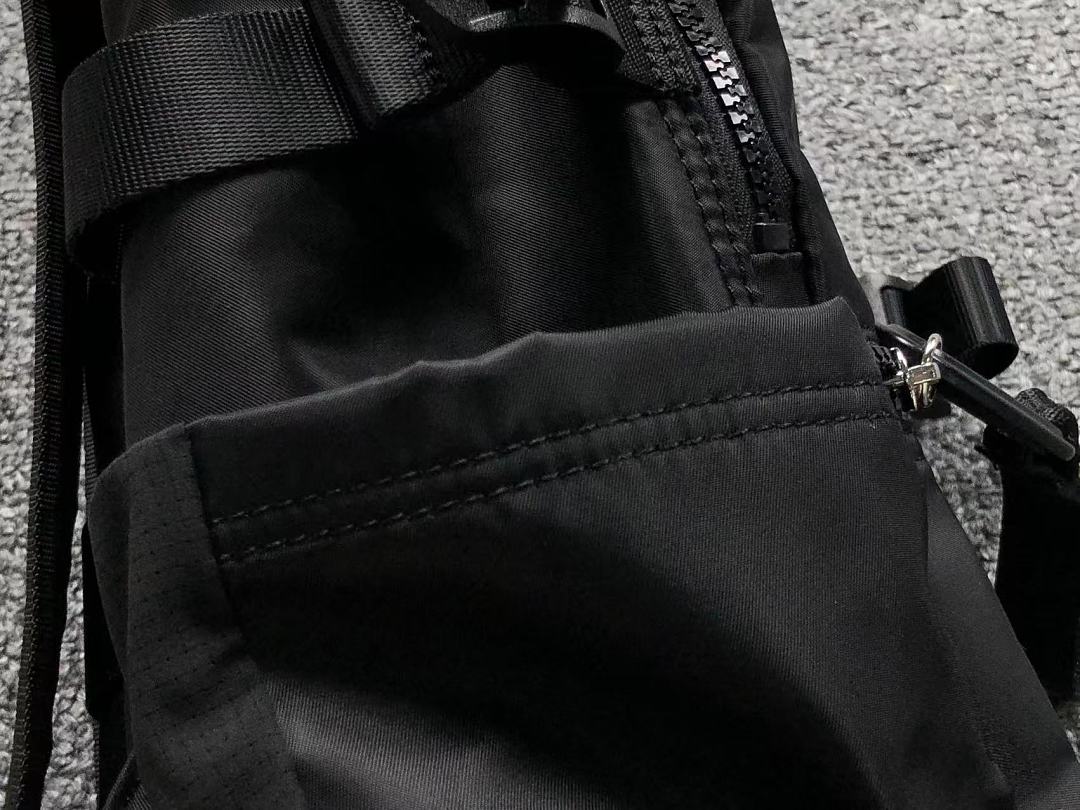 On Running 218 LULULEMON BAG 3205081323 (Long 30CM* Wide 17CM* High 40CM) - Image 21