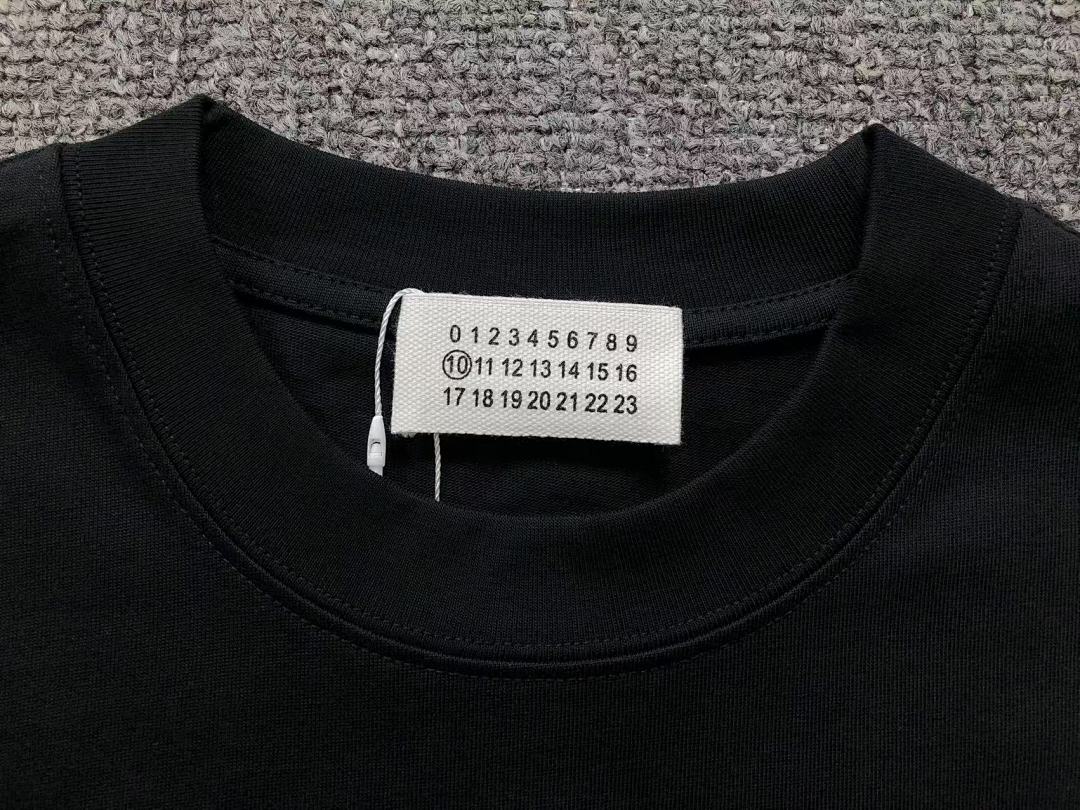 On Running 108 MAISON MARGIELA T-SHIRT 41150621 (Im 170Cm 57Kg I Wear Size M In The Phot) - Image 21