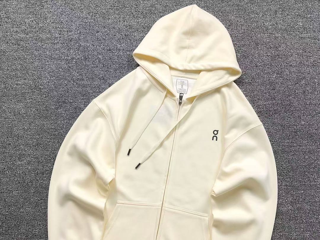 On Running 188 ON HOODIE 2207310404 (Im 170Cm 60Kg I Wear Size XL In The Phot) - Image 11