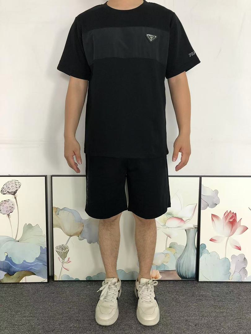 Prada 218 P⭐A⭐A T-SHIRT SHORTS 5241619147 (Im 170Cm 60Kg I Wear Size L In The Phot) - Image 4