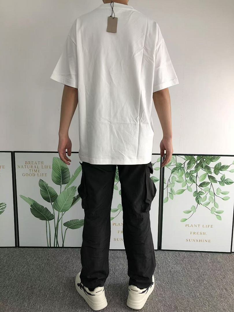 Chanel 115 SAINT MICHAEL T-SHIRT 312101717 (Im 170Cm 57Kg I Wear Size S In The Phot) - Image 4