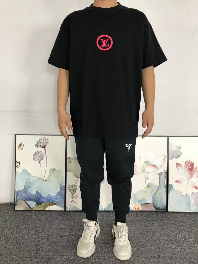 Louis Vuitton 118 L⭐ T-SHIRT 4112106133 (Im 170Cm 60Kg I Wear Size XL In The Phot) - Image 3