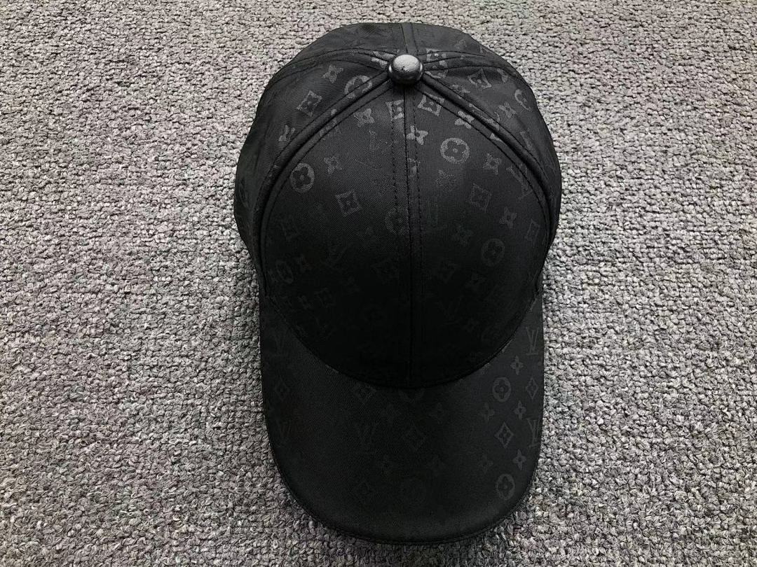 Louis Vuitton 68 L⭐ - Image 4