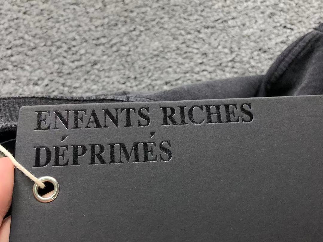 Chanel 113 ENFANTS RICHES DEPRIMES LONG SLEEVED 5260833162 (Im 170Cm 60Kg I Wear Size S In The Phot) - Image 16