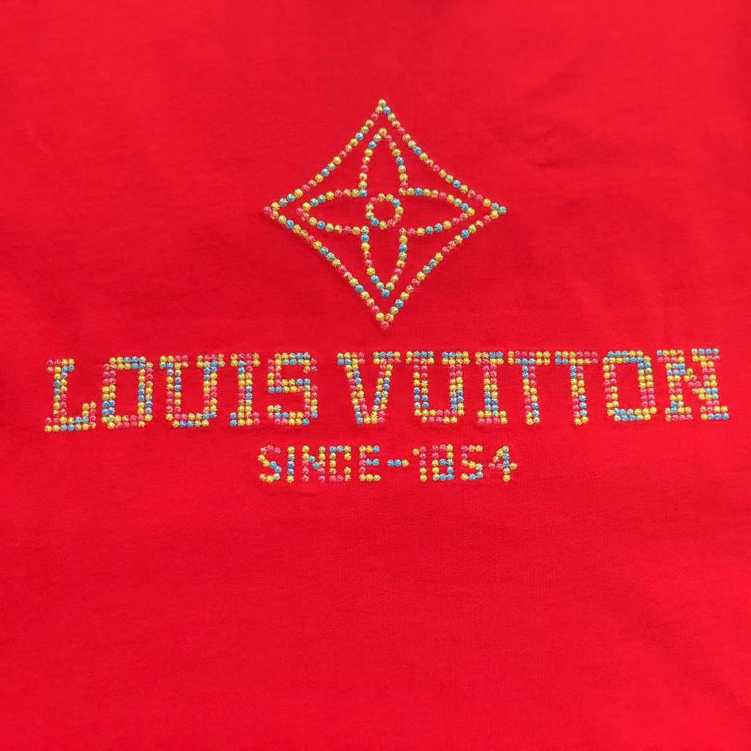 Louis Vuitton 125 L⭐ T-SHIRT 2208033815 (Im 170Cm 60Kg I Wear Size S In The Phot) - Image 12