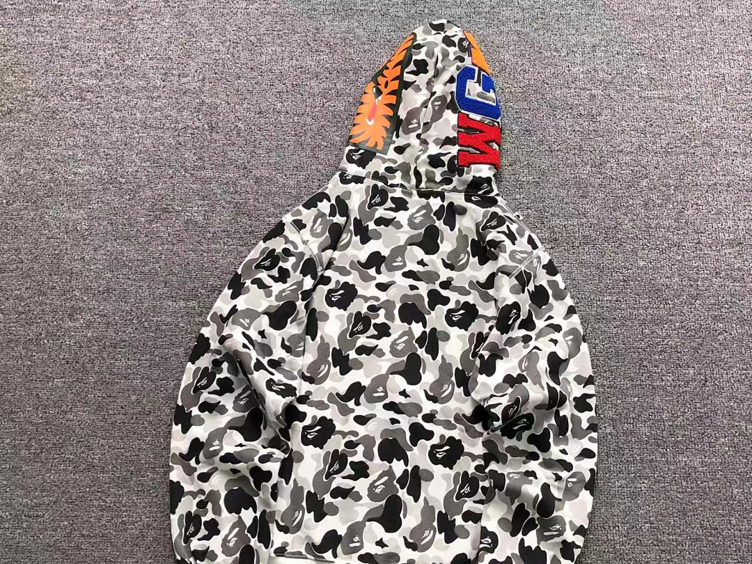 Bape 175 BAPE HOODIE 3110292517 (Im 170Cm 60Kg I Wear Size M In The Phot) - Image 13