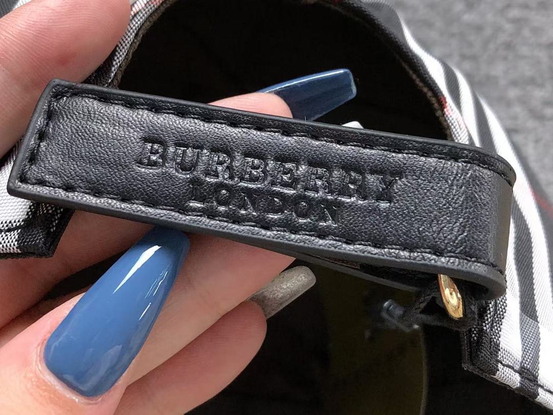Burberry 98 B⭐R⭐E⭐RY - Image 8