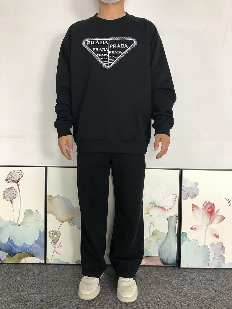 Prada 178 P⭐A⭐A HOODIE 3207240121 (Im 170Cm 60Kg I Wear Size L In The Phot) - Image 3