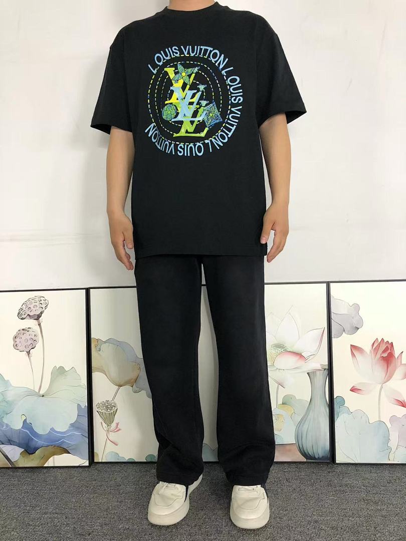 Louis Vuitton 115 L⭐ T-SHIRT 5240109147 (Im 170Cm 60Kg I Wear Size M In The Phot) - Image 3
