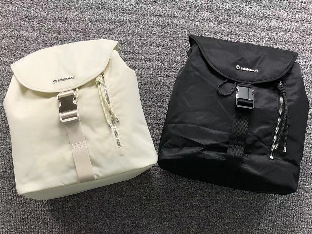 On Running 135 LULULEMON BAG 2207172176 (Long 38CM* Wide 13CM* High 36CM) - Image 2