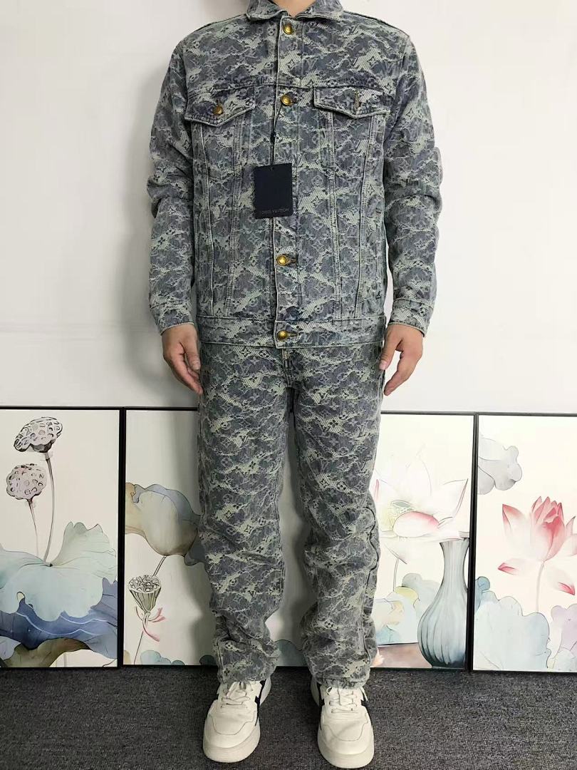 Louis Vuitton TROUSERS 215 L⭐ JACKET 3201240217 Im 170Cm 60Kg I Wear Size 46 M In The Phot - Image 4