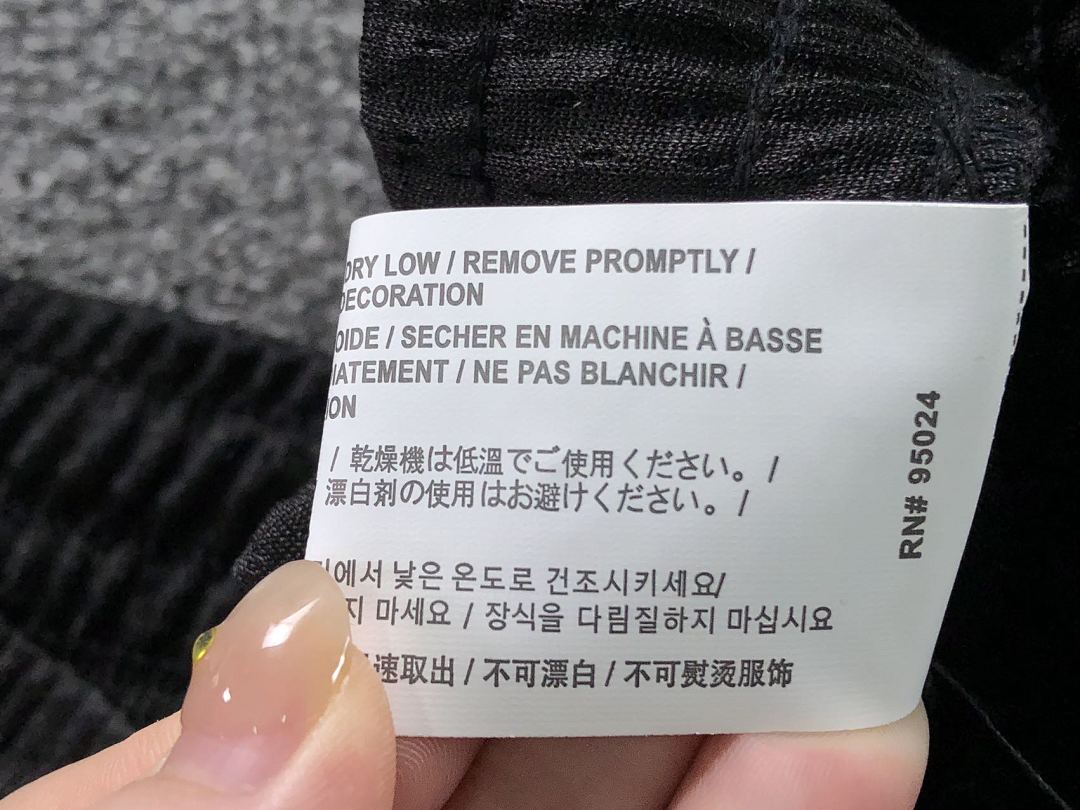 Comme des Garcons TROUSERS118 C⭐⭐OME HE⭐⭐TS LONG SLEEVED - Image 76