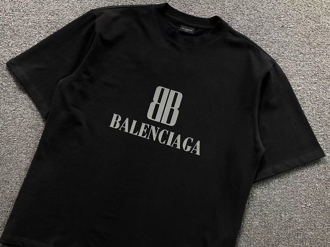 Balenciaga 125 B⭐L⭐⭐⭐IA⭐A T-SHIRT 42042011163 (Im 170Cm 60Kg I Wear Size XS In The Phot) - Image 11