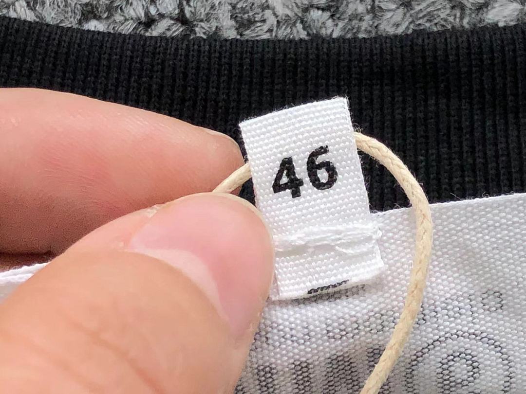 On Running 85 MAISON MARGIELA T-SHIRT 5231232162 (Im 170Cm 60Kg I Wear Size 46 In The Phot) - Image 20