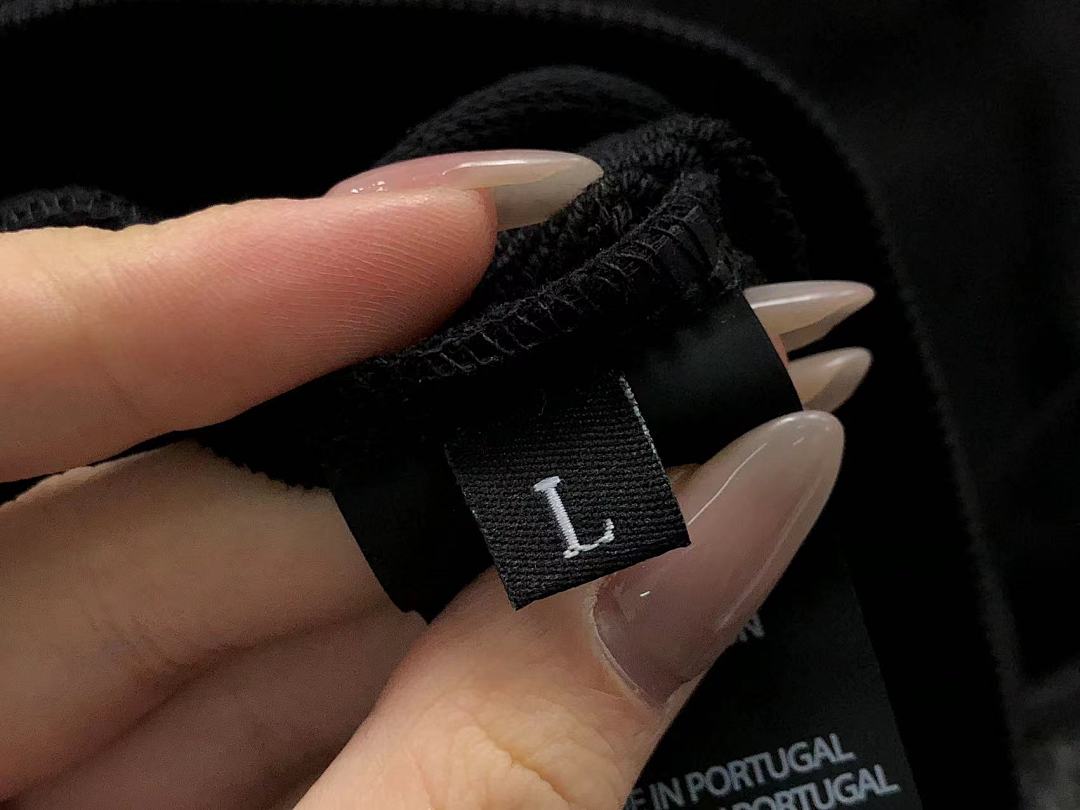 Vetements 238 VETEMENTS - Image 23