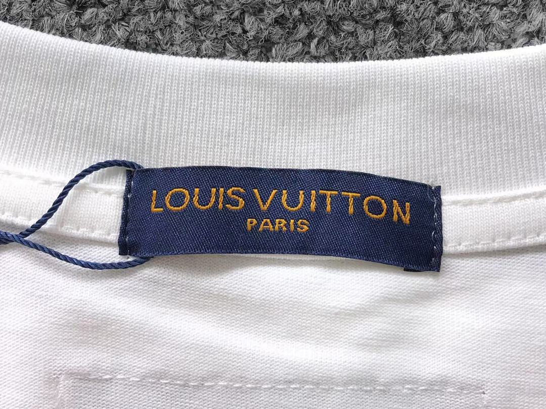 Louis Vuitton 115 L⭐ T-SHIRT 1106133360 (Im 170Cm 60Kg I Wear Size S In The Phot) - Image 16