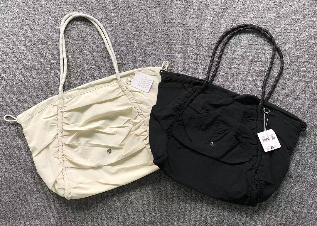 On Running 208 LULULEMON BAG 4208220275 (Long 50CM* High 37CM) - Image 2
