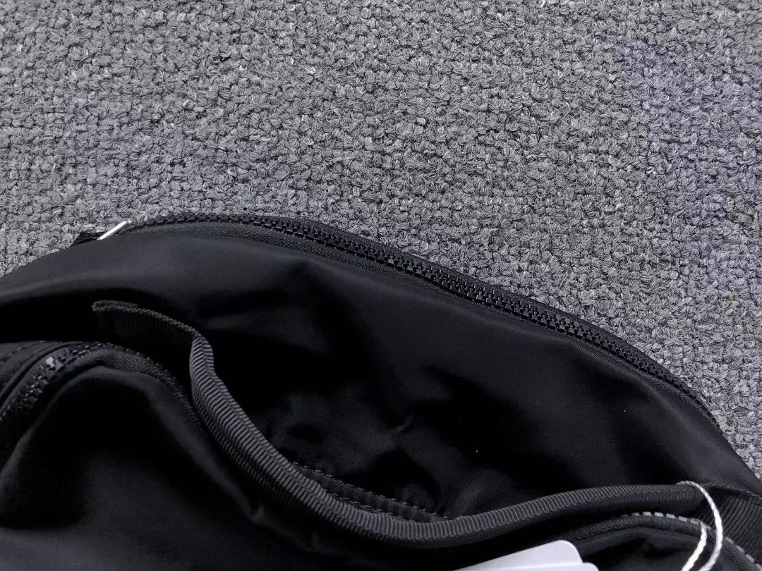 On Running 145 LULULEMON BAG 2207022476 (Long 27CM* Wide 15CM* High 40CM) - Image 19