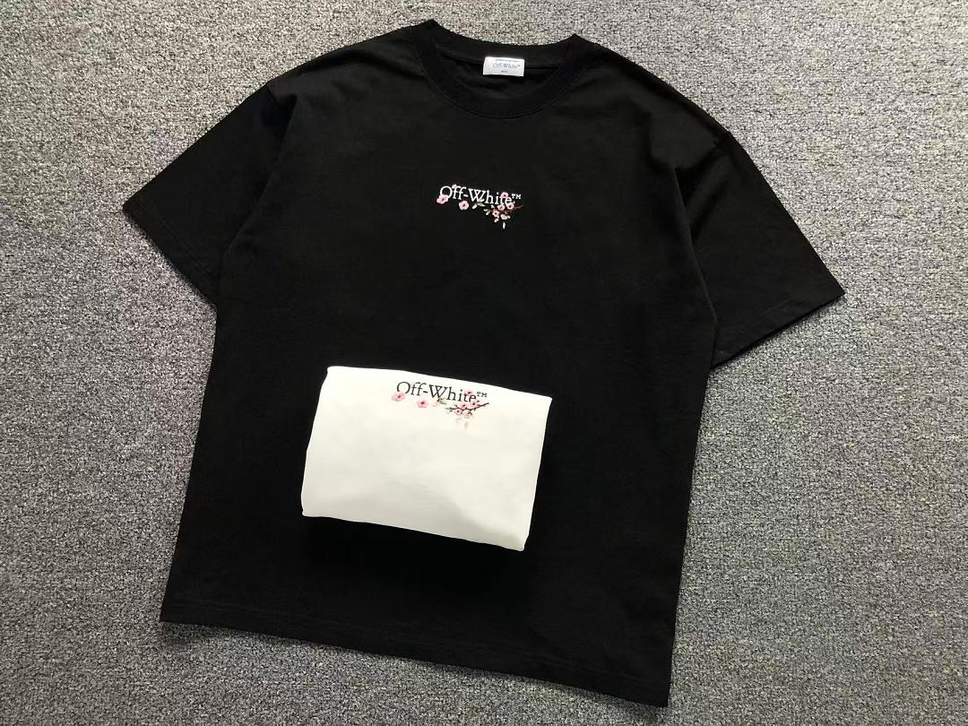 Off-White 139 OFF-WHITE T-SHIRT 5207041019 (Im 170Cm 60Kg I Wear Size M In The Phot) - Image 16