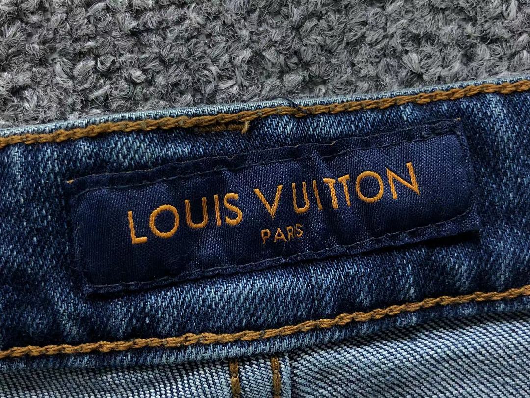 Louis Vuitton 245 L⭐ - Image 21