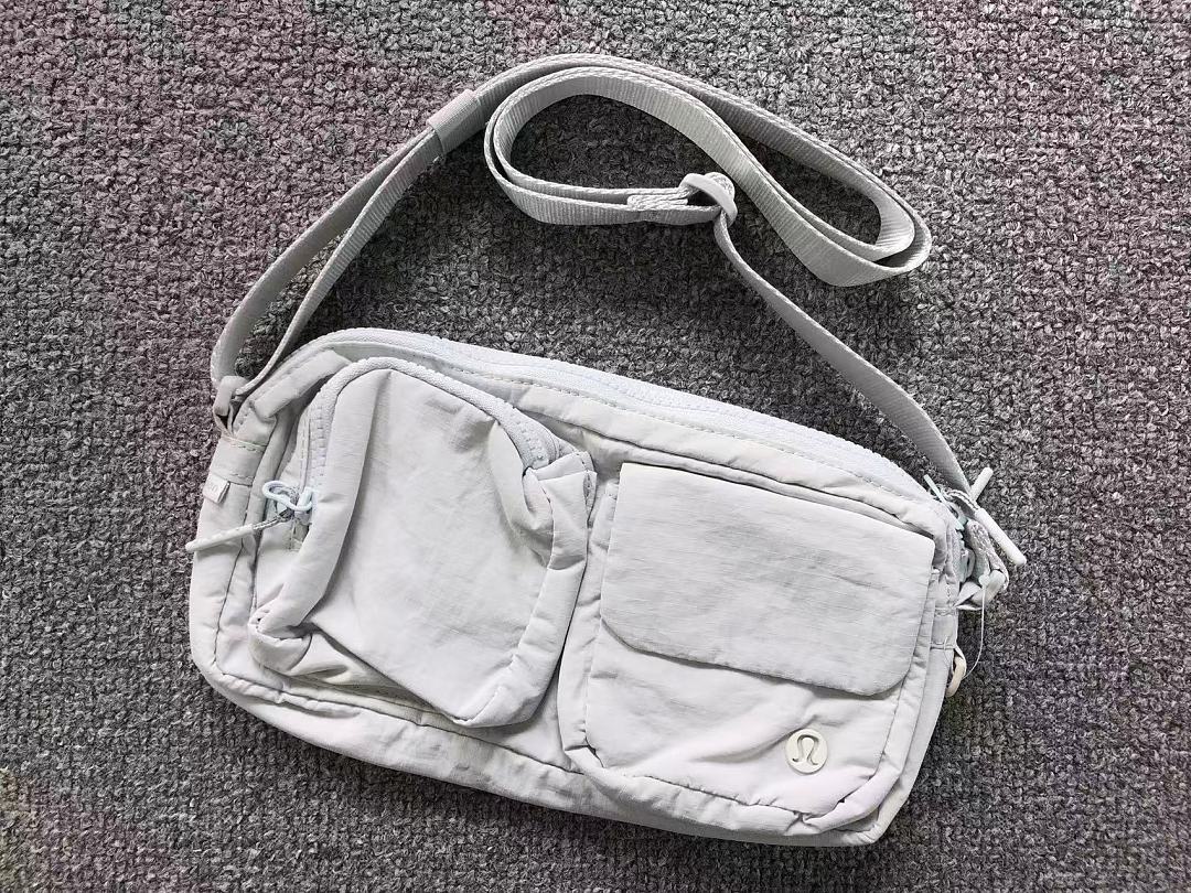 On Running 113 LULULEMON BAG 2207172276 (Long 25CM* Wide 4CM* High 15CM) - Image 8