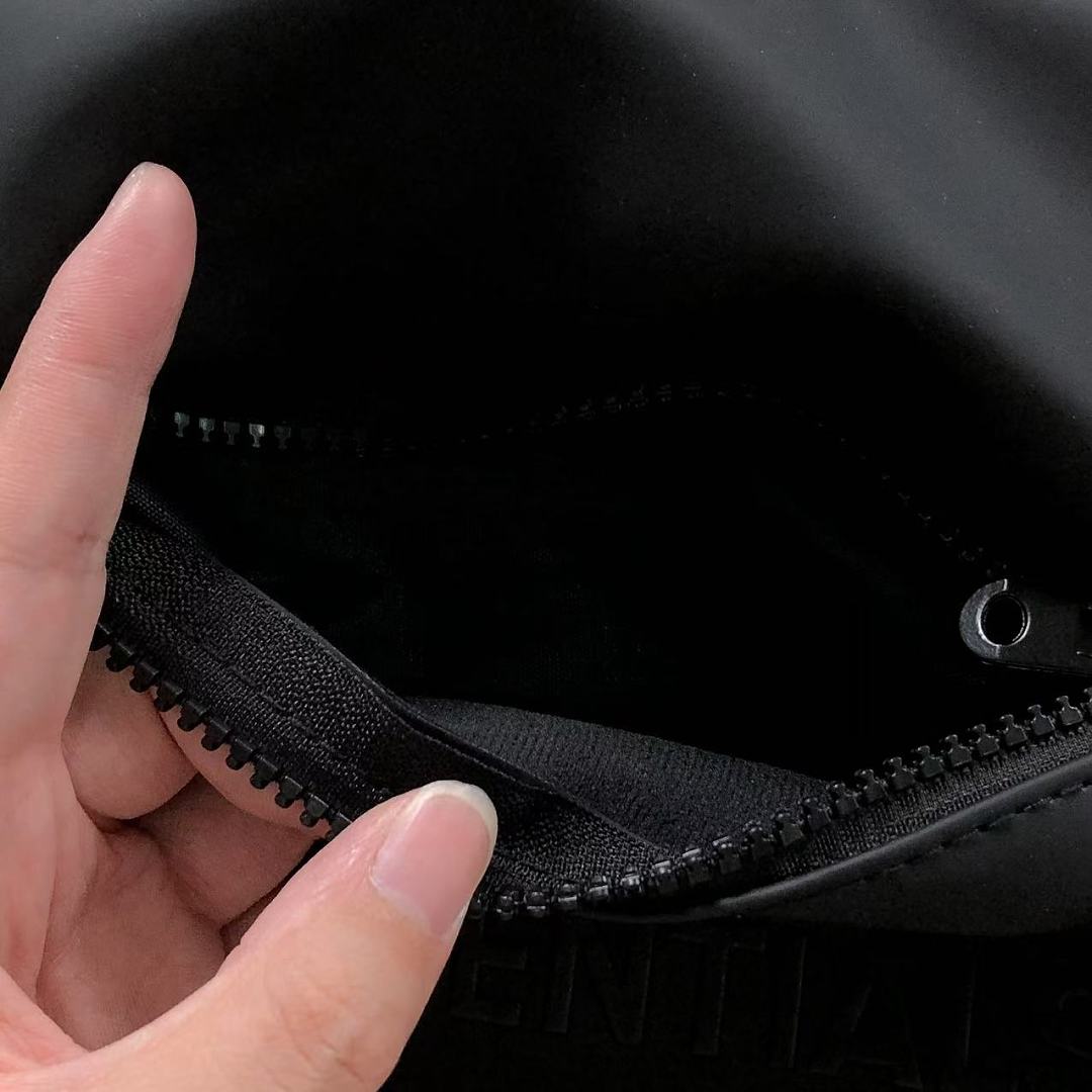 Fear of God 129 FOG BAG 4206251077 (Long 22CM* Wide 6CM* High 16CM) - Image 16