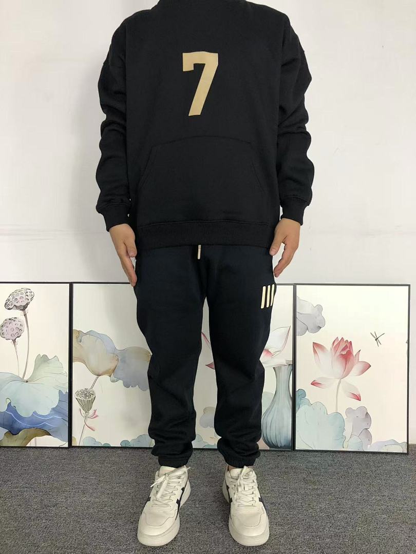 Fear of God 168 FOG HOODIE 3109181717 (Im 170Cm 60Kg I Wear Size S In The Phot) - Image 3