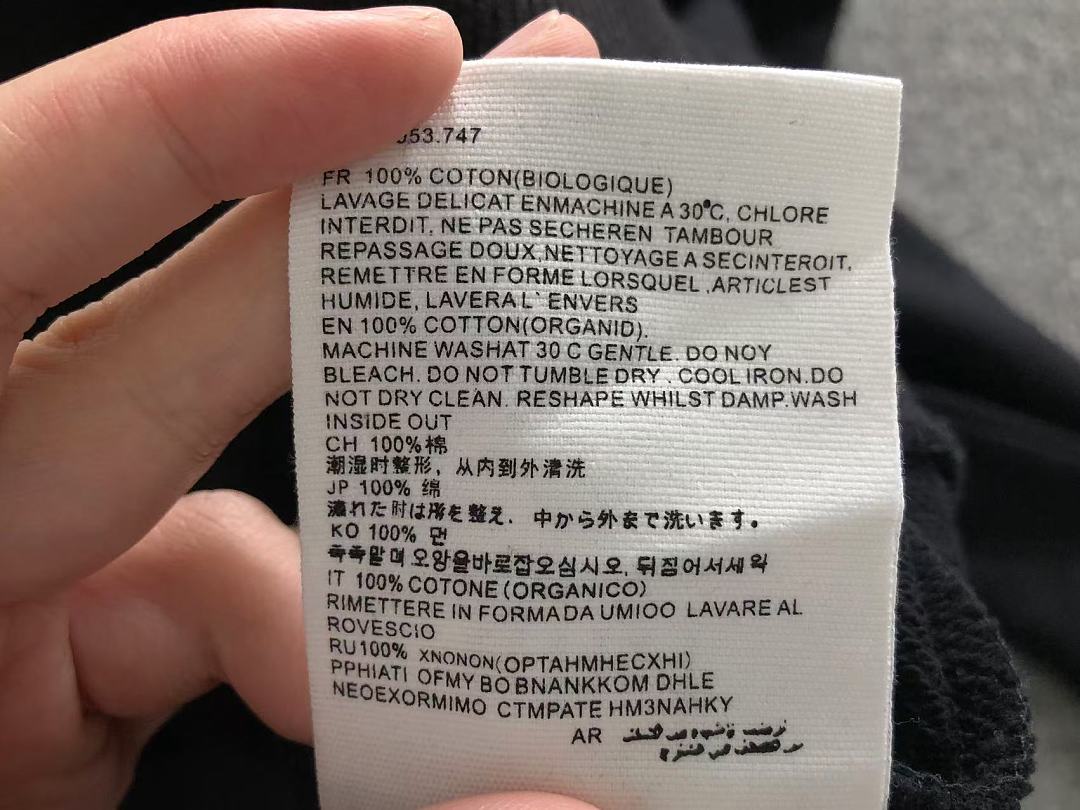AMI 188 AMI HOODIE 304 22082706001 (Im 170Cm 60Kg I Wear Size M In The Phot) - Image 32