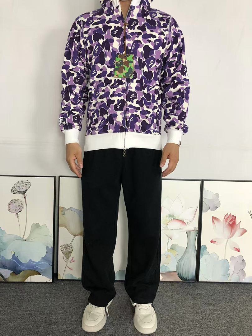 Bape 215 BAPE HOODIE 3203211117 (Im 170Cm 60Kg I Wear Size S In The Phot) - Image 3