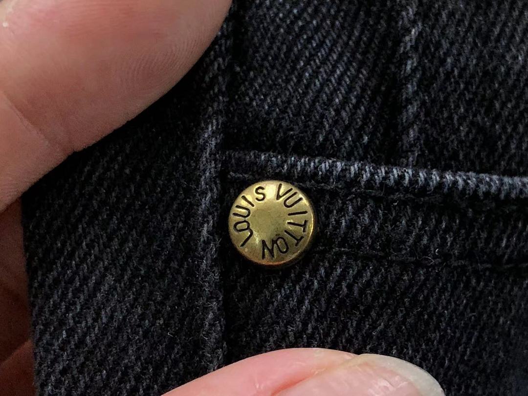 Louis Vuitton 245 L⭐ - Image 21