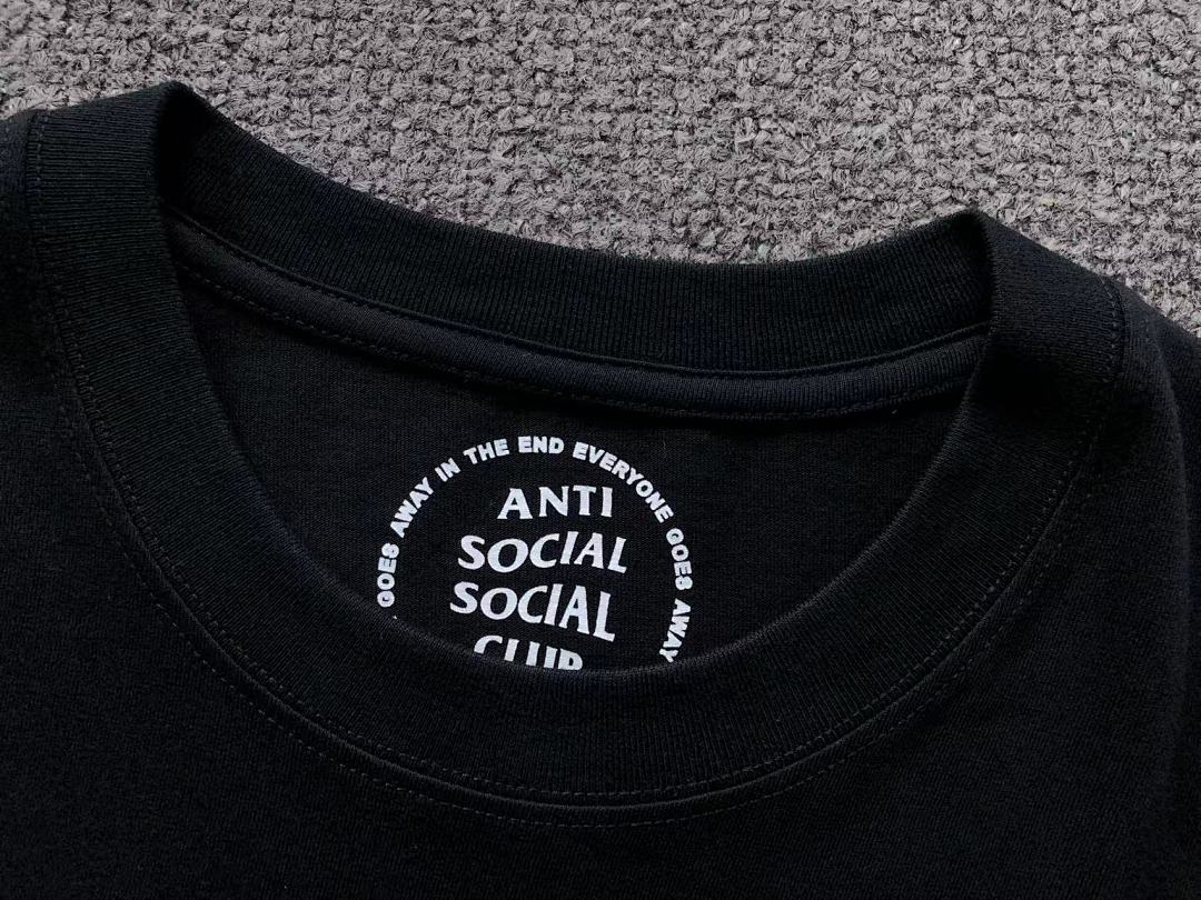Christian Louboutin 85 ANTI SOCIAL CLUB T-SHIRT 123131402 (Im 170Cm 60Kg I Wear Size L In The Phot) - Image 20