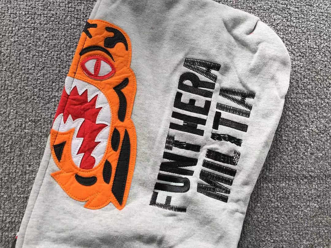 Bape 175 BAPE HOODIE 52070718158 (Im 170Cm 60Kg I Wear Size XL In The Phot) - Image 55