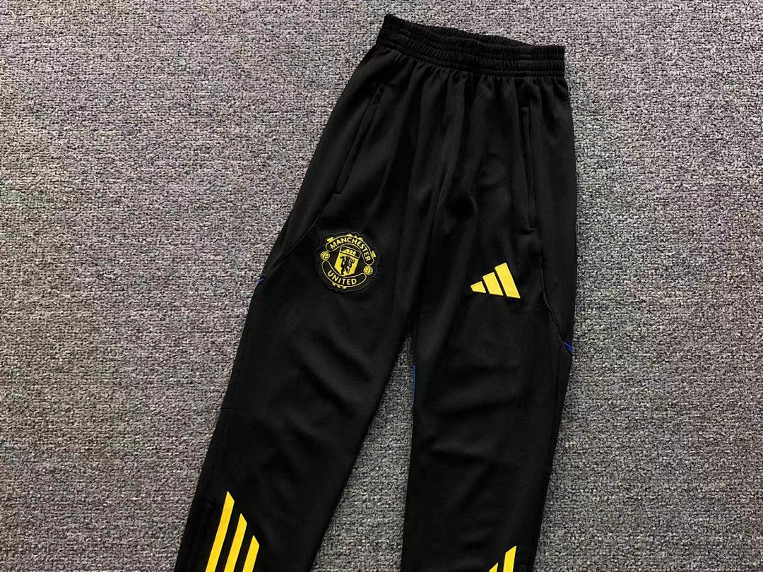 Chanel 135 FOOTBALL LONG SLEEVED TROUSERS - Image 20