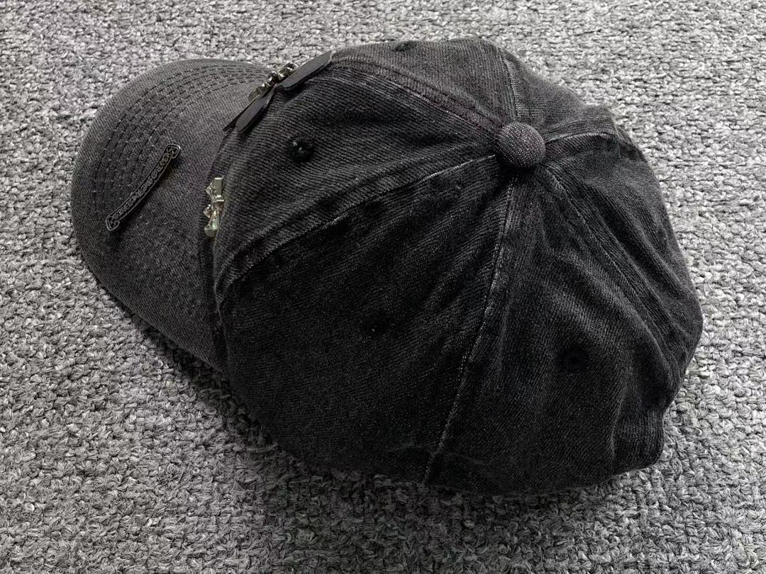 Comme des Garcons 75 C⭐⭐OME HE⭐⭐TS - Image 17