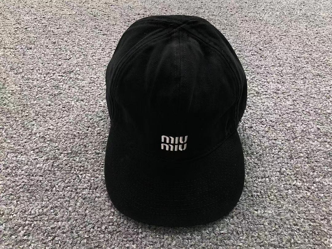Miu Miu 75 M⭐U - Image 4