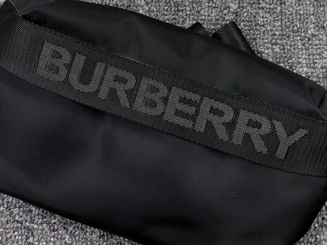 Burberry 129 B⭐R⭐E⭐RY BAG (Long 28CM* Wide 7CM* High 13CM) - Image 6