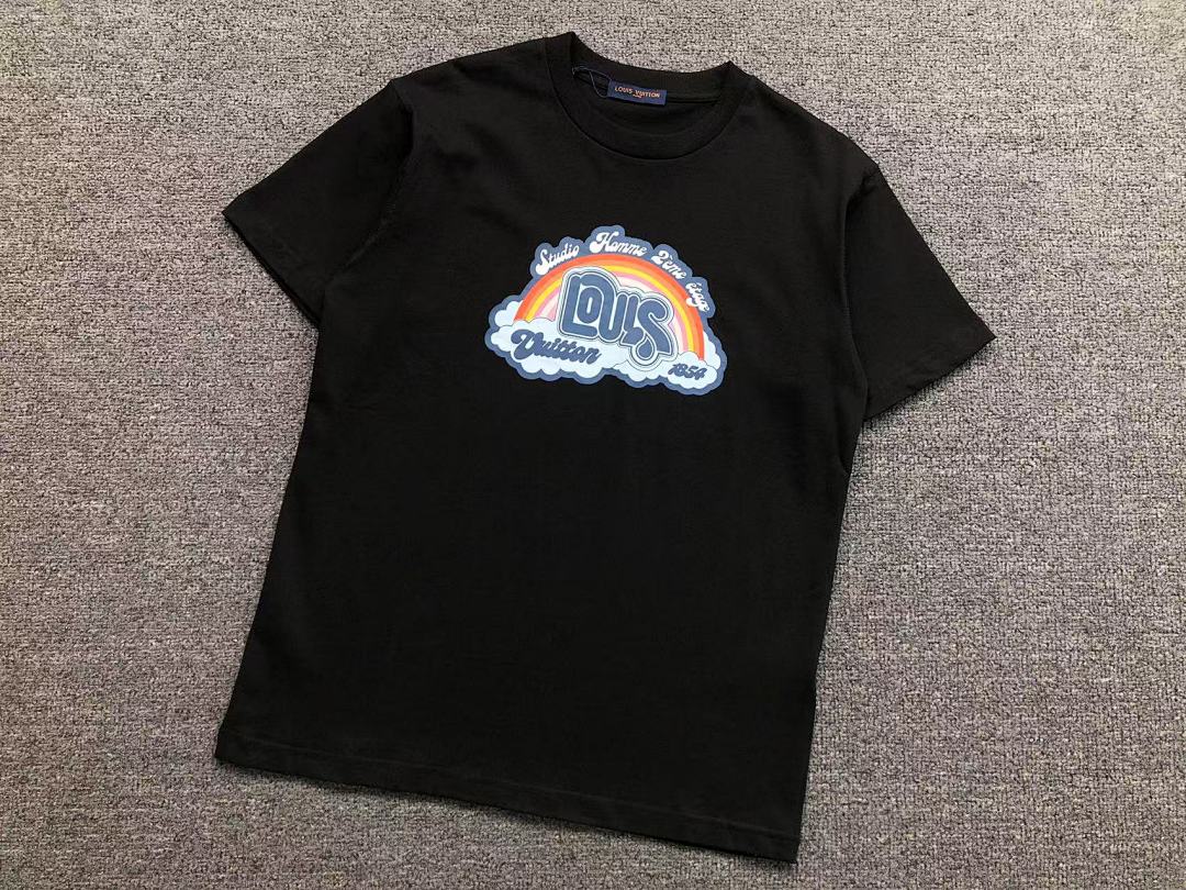 Louis Vuitton 108 L⭐ T-SHIRT 41061315126 (Im 170Cm 60Kg I Wear Size XS In The Phot) - Image 10