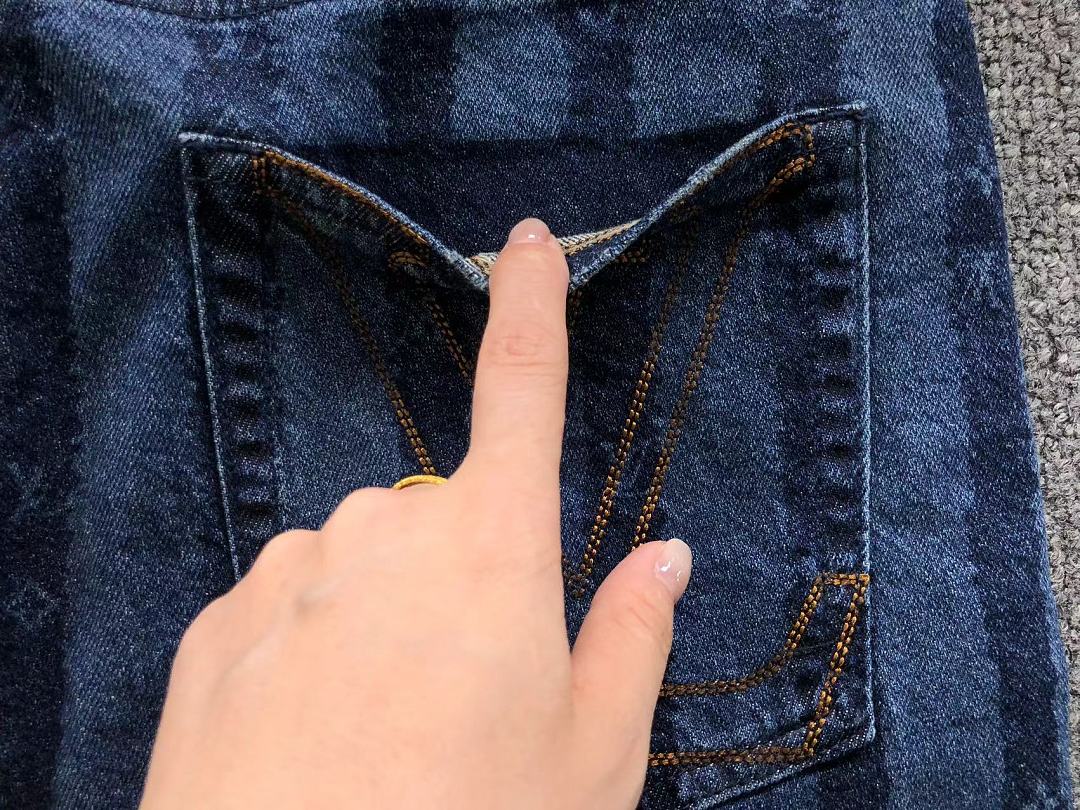 Louis Vuitton 228 L⭐ - Image 11