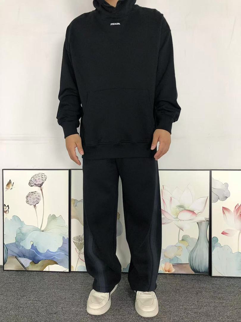 Prada 185 P⭐A⭐A HOODIE 511070419 (Im 170Cm 55Kg I Wear Size S In The Phot) - Image 3