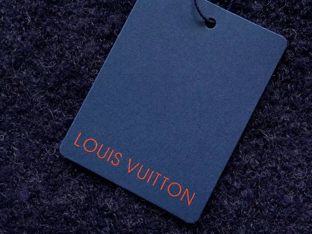 Louis Vuitton 178 L⭐ SWEATER 42080606146 (Im 170Cm 60Kg I Wear Size M In The Phot) - Image 14