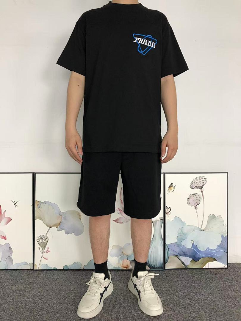 Prada 95 P⭐A⭐A T-SHIRT 505175081 (Im 170Cm 60Kg I Wear Size M In The Phot) - Image 3