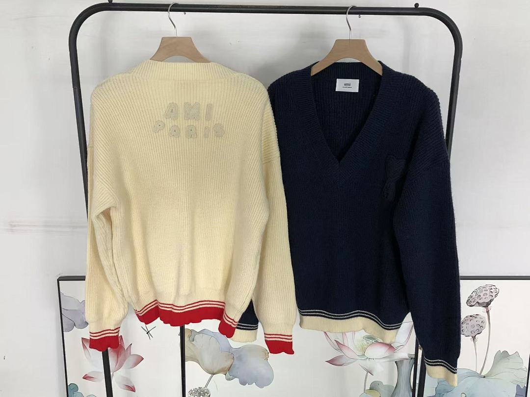 AMI 168 AMI SWEATER 3107160121 (Im 170Cm 60Kg I Wear Size M In The Phot) - Image 25