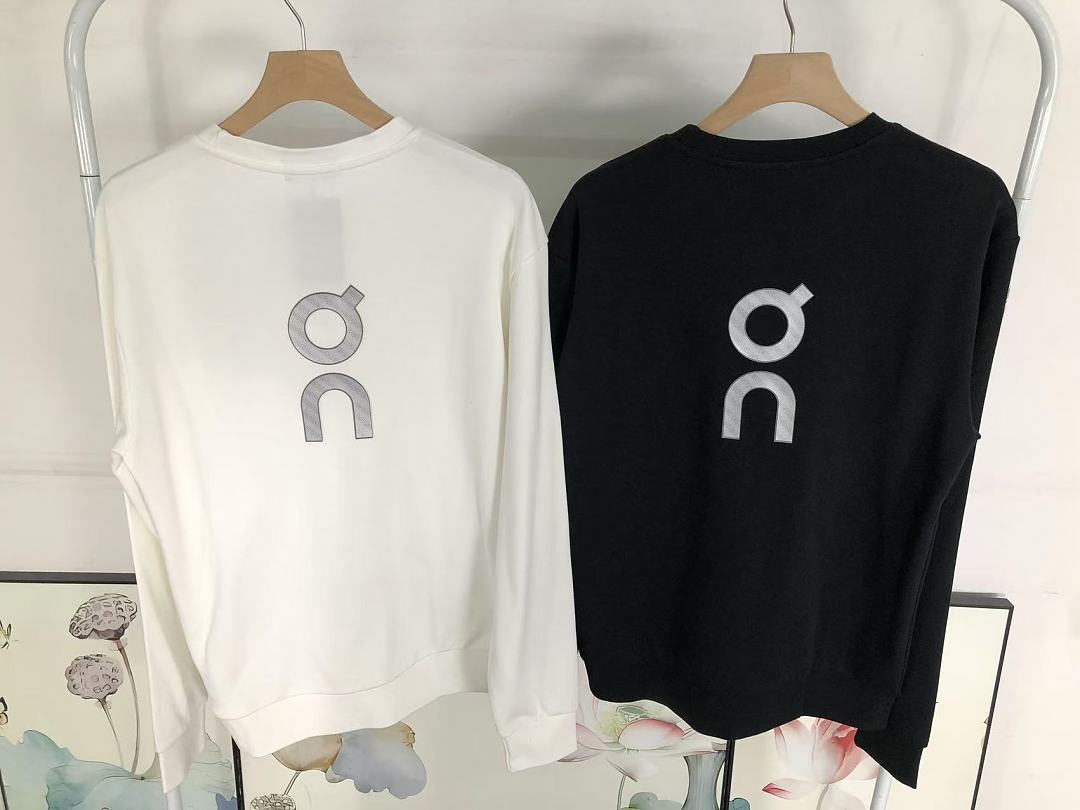 On Running 145 ON HOODIE 2207141504 (Im 170Cm 60Kg I Wear Size L In The Phot) - Image 21